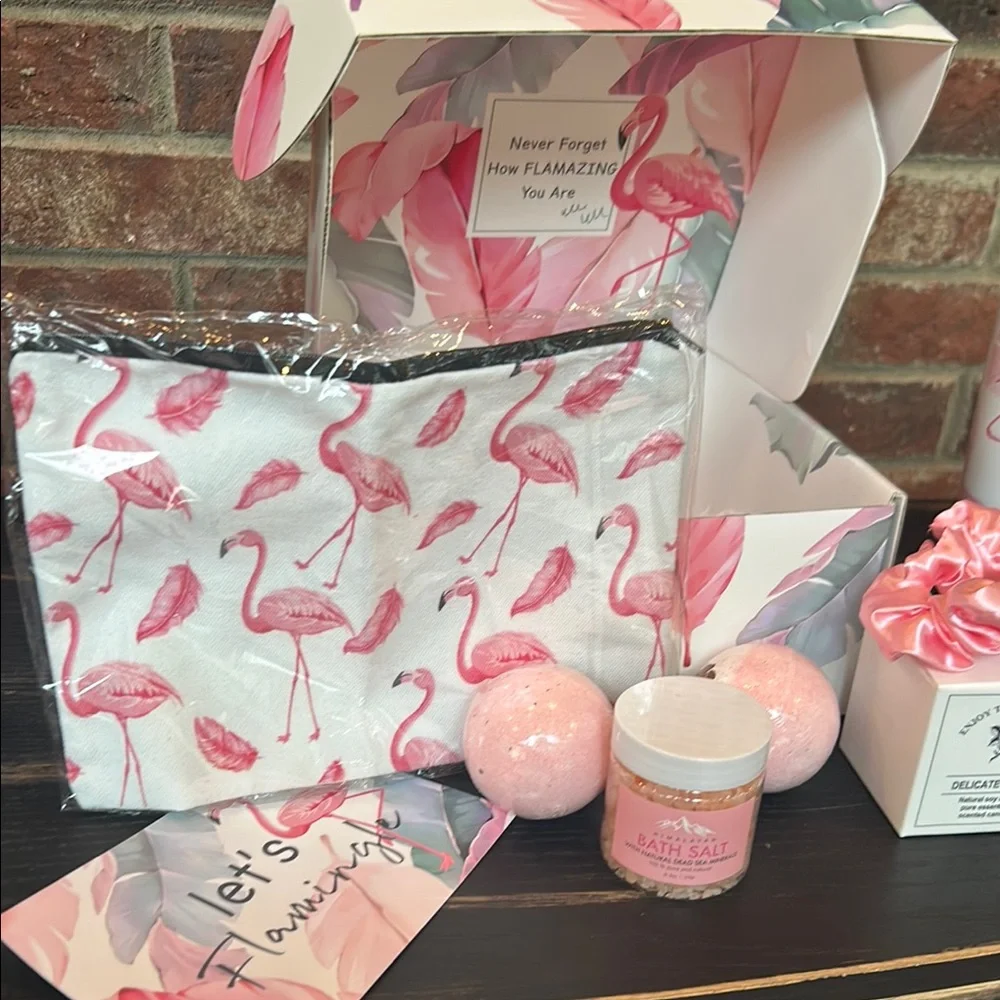 Flamingo Tumbler and Relaxation Set, spa day.